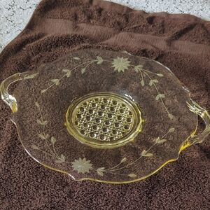 Vtg Yellow Amber Depression Glass Handled Serving/Cake Plate 1930s
